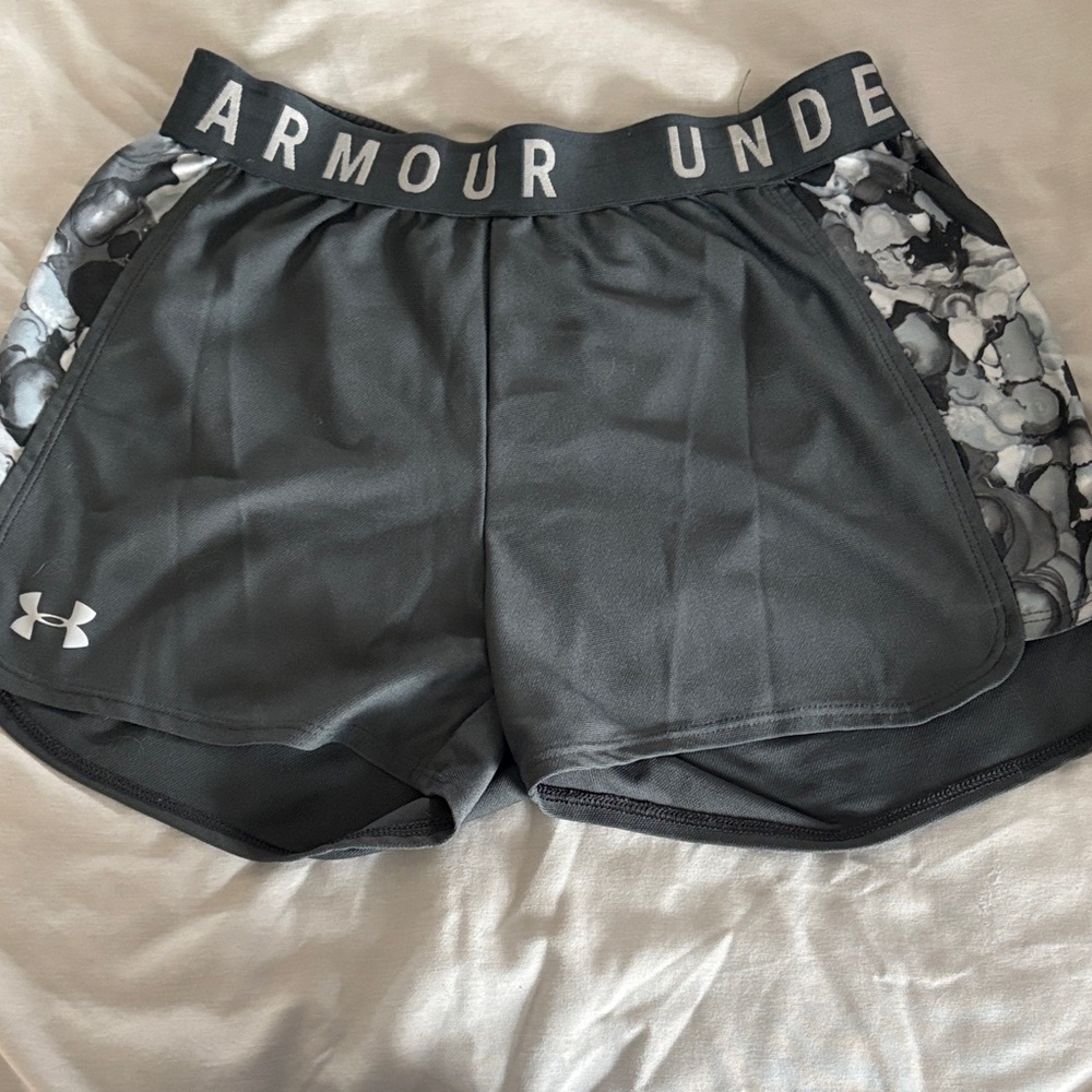 Under Armour Women's Black and Gray Athletic Shorts